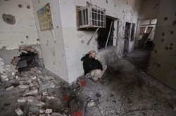 Wpuścili fotoreporterów do szkoły w Peszawarze. Tutaj rozegrał się dramat. ZDJĘCIA