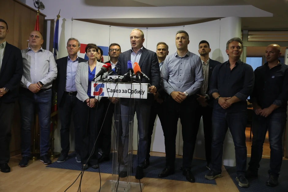 Zadovoljstvo u redovima Saveza za Srbiju