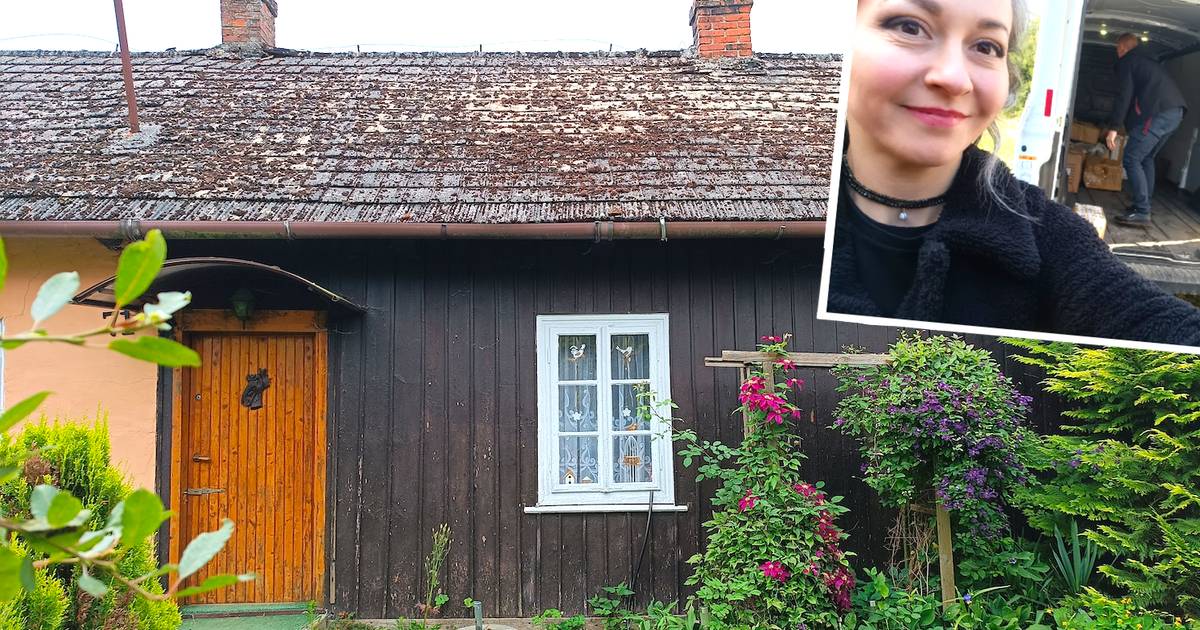 Polacy kupili 100-letni dom do remontu. Był ekstremalnie zagracony