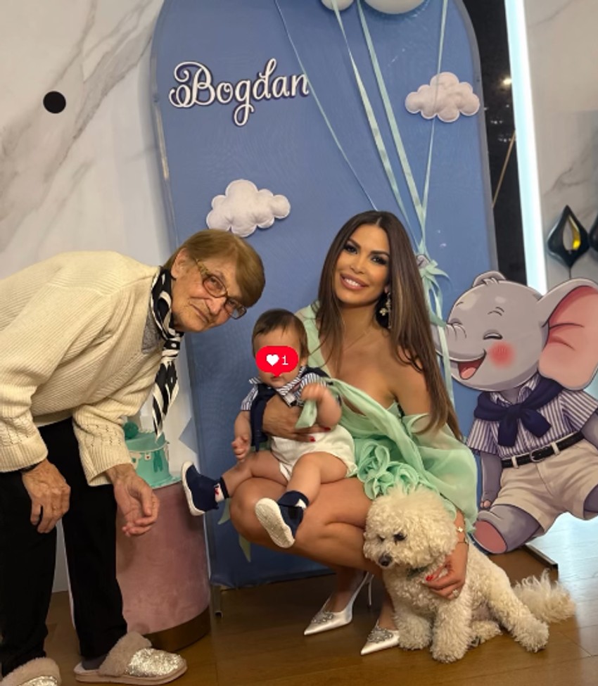 Olja Crnogorac proslavila sinu osam meseci