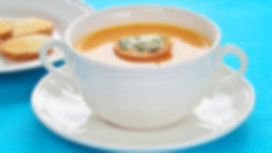 Zupa z pieczonej dyni, pasternaku i cieciorki