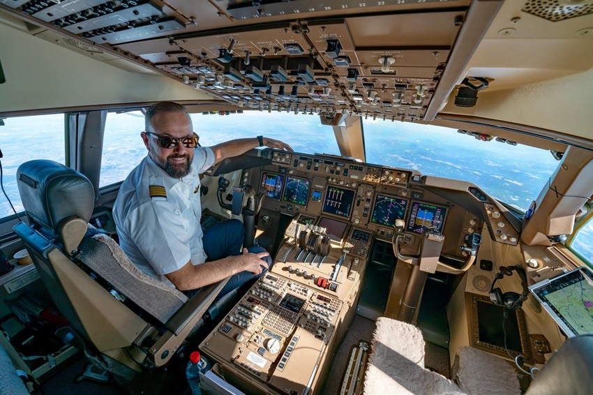 Aleksandar Jovanović za komandama Boinga 747-8