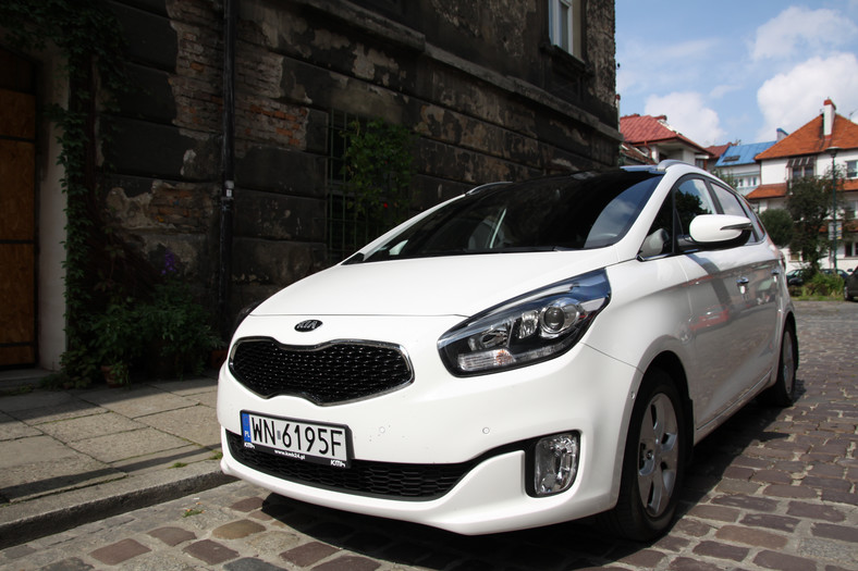 Kia Carens minivan od niemieckiego stylisty