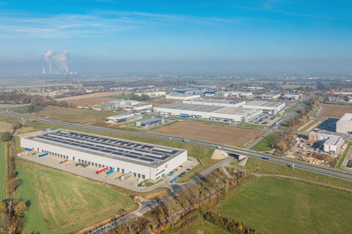 Chiński gigant wchodzi do Polski. niedługo ruszy wielka fabryka