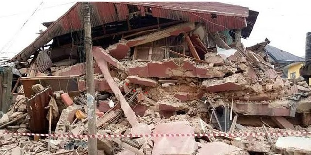 Breaking: 7-storey building collapses in Lagos, 6 trapped | Pulse Nigeria