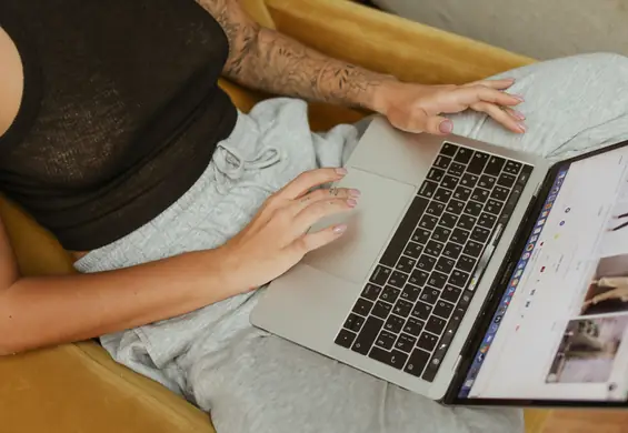 Tanie i niezawodne laptopy do pracy i oglądania filmów