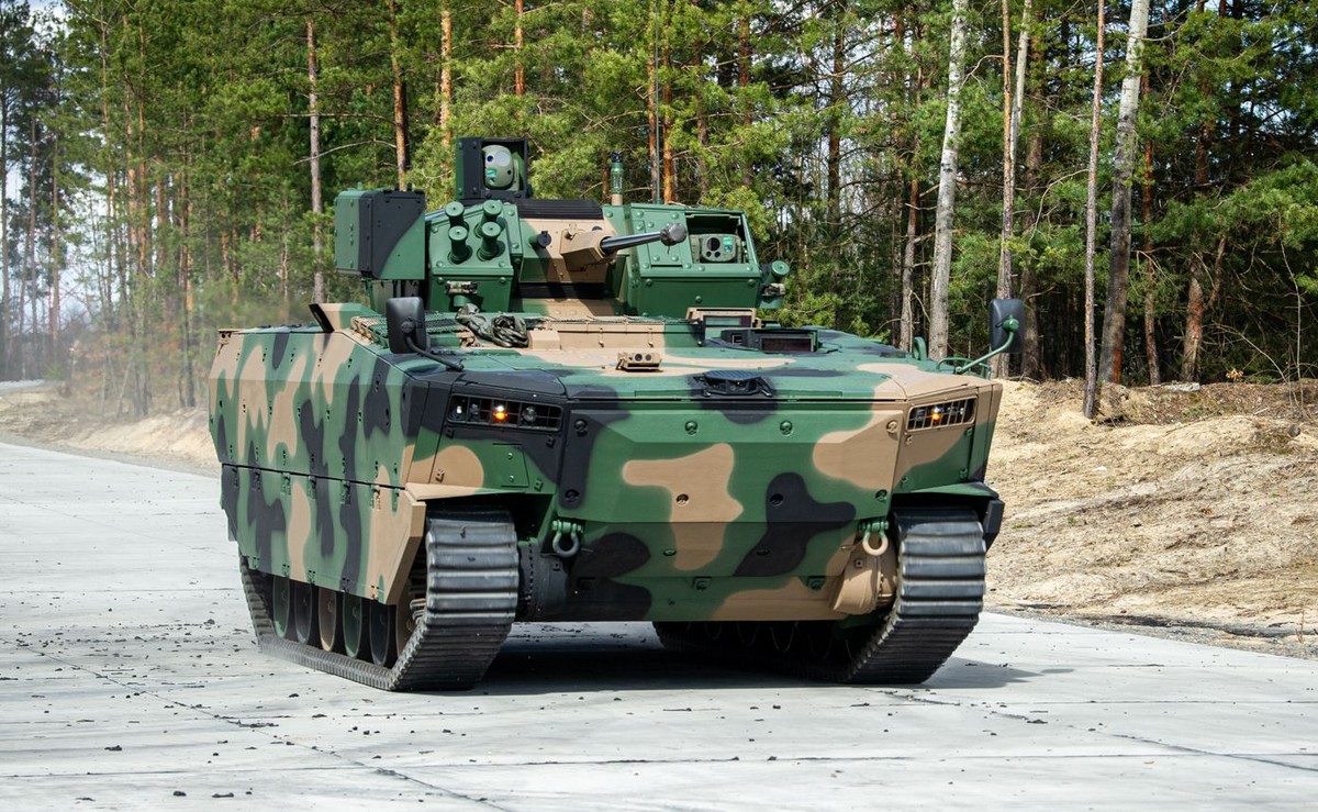 Szansa dla polskiej zbrojeniówki. Wozy bojowe Borsuk będą hitem eksportowym?