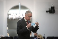 Terlecki o senatorze PiS: Już mi ręce opadają. Jest odpowiedź