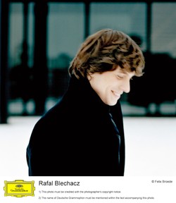 Blechacz z dala od Chopina