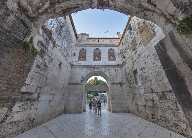 Złota Brama (Porta Aurea), Split