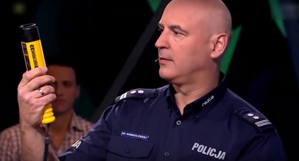 Policjant Marek Konkolewski przyszedł po alkoholu do studia TVP? Dmuchnął i był w szoku