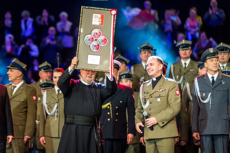 PREZYDENT, RZĄD I OJCIEC RYDZYK NA URODZINACH RADIA MARYJA