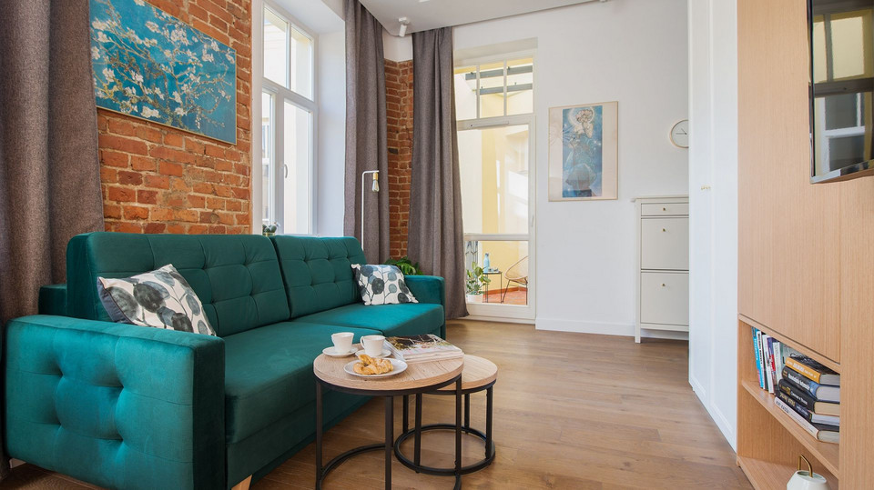 Jak urządzić małe mieszkanie? 12 fajnych pomysłów z polskich domów 