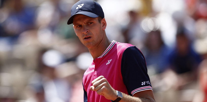 Hubert Hurkacz po pierwszym meczu w Roland Garros. Jakoś się strasznie nie przyjaźnimy"