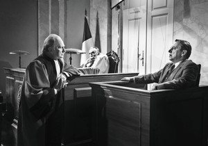 Pucnji koji odjekuju svetom