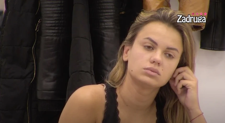 Zadrugarke bez šminke