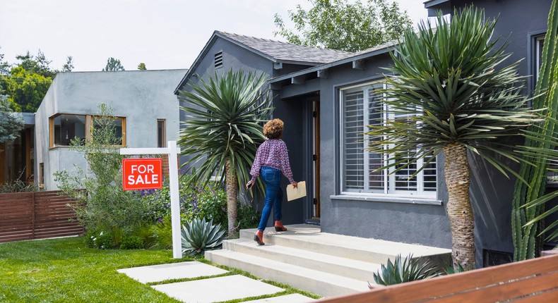 There are over 35 million Americans that buy homes without a partner or spouse. The Good Brigade/Getty Images