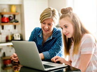 Bronię prac domowych. Niech ministra odrobi swoją, zanim zakaże ich zadawania [OPINIA]