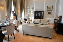 Pałac Prymasowski hotelem. 'Nie było mowy o żadnym wyburzaniu ścian'