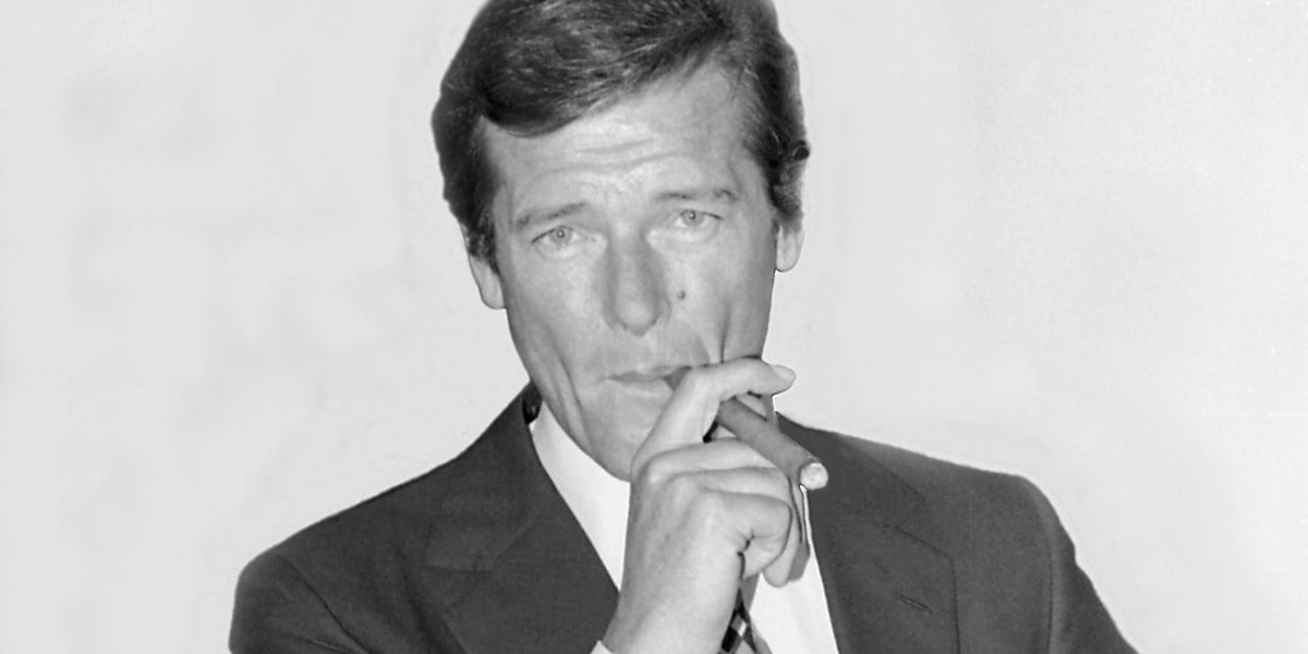 Roger Moore był najbardziej znany z roli w serialu "Święty" i filmów o agencie 007, w których występował od lat 70. do 1985 roku