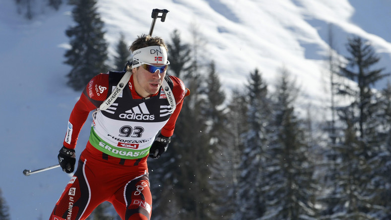 Norweg Emil Hegle Svendsen wygrał bieg na dochodzenie na dystansie 12,5 km biathlonowego Pucharu Świata w austriackim Hochfilzen. Wyprzedził rodaka Tarjei Boe oraz Szwajcara Benjamina Wegera. Tomasz Sikora zajął 42. miejsce.