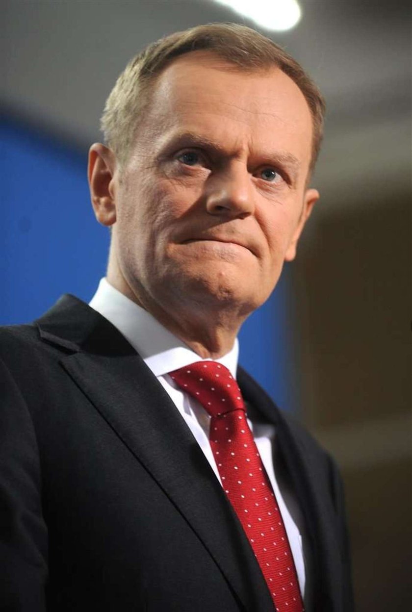 Tusk na razie nie wymienia ministrów