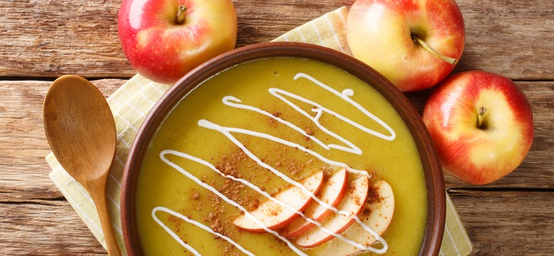 Zupa jabłkowa. Idealny przysmak na jesień [PRZEPIS]