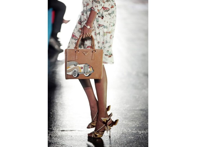 Kolekcja Prada na sezon wiosna/lato 2012