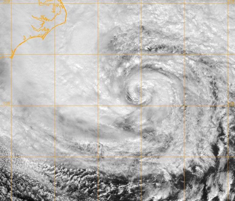 Zdjęcia satelitarne huraganu Sandy