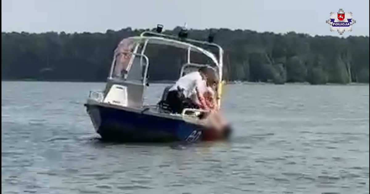 Suknia krępowała jej ruchy i wciągała w głębinę. Dramat nad zalewem. Pokazano nagranie