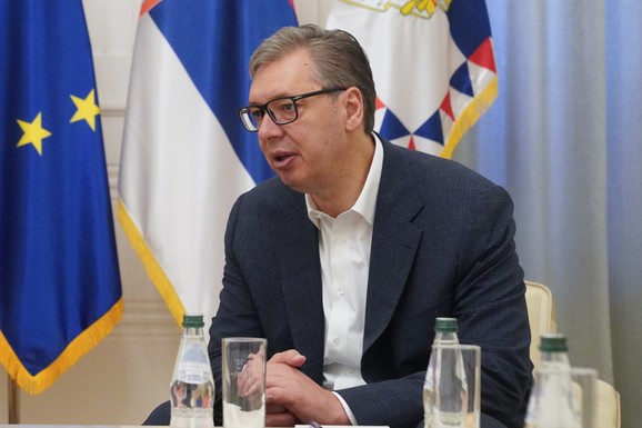 "ZNATE LI VI ŠTA GOVORITE?" Vučić o Milanovićevoj izjavi   o naoružavanju Srbije: "Mi samo želimo da budemo svoji na svome, NEMAMO UČITELJICU kojoj možemo da se žalimo"