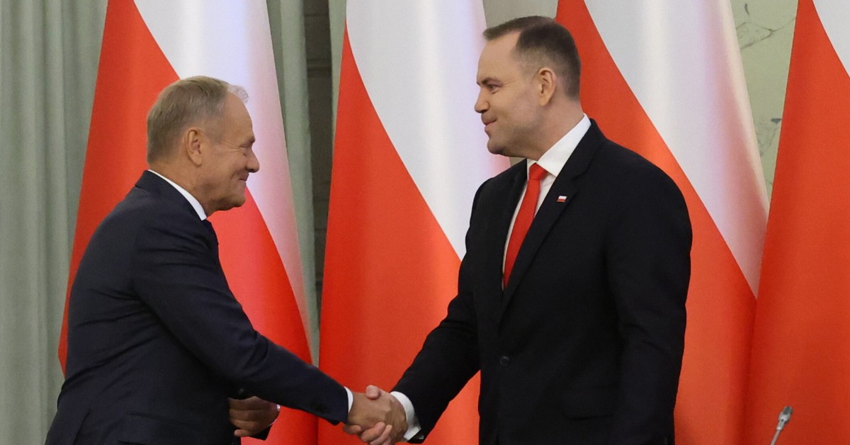 Konflikty Nawrocki - Tusk? Polacy w nowym sondażu odpowiedzieli niemal jednogłośnie