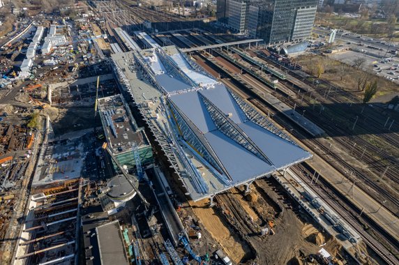 Rośnie dworzec kolejowy Warszawa Zachodnia. Wieści z budowy