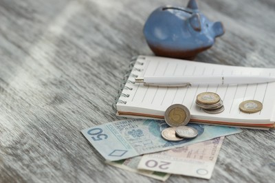 Komu przysługuje zasiłek celowy z MOPS lub GOPS? To jednorazowa pomoc dla osób w trudnej sytuacji życiowej. Oto kryteria, wysokość i zasady wypłaty zasiłku celowego