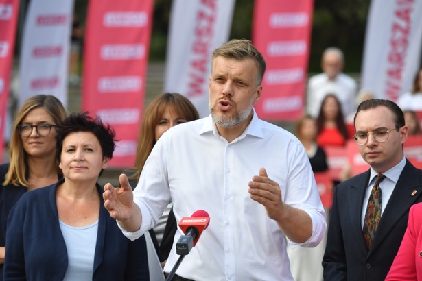 Adrian Zandberg, Magdalena Biejat, Agata Diduszko-Zyglewska, Dorota Olko, Jakub Pietrzak z Partii Razem