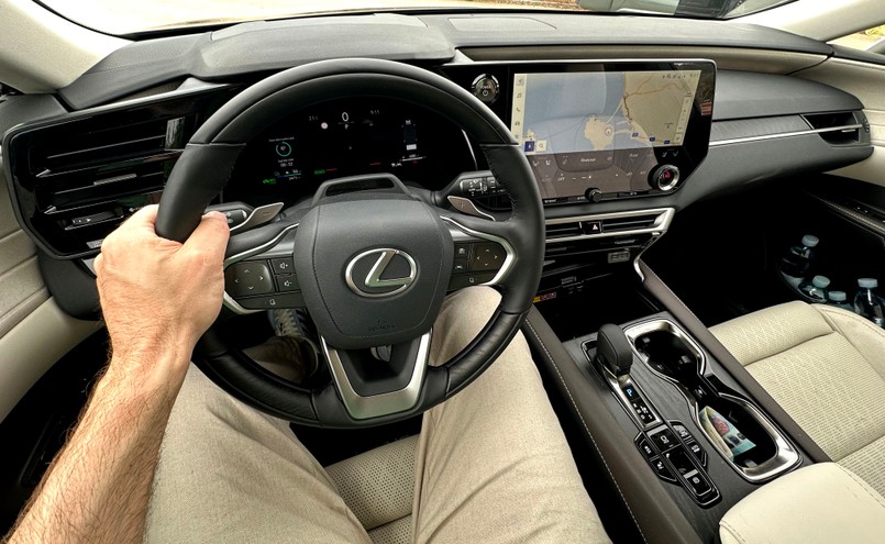 Lexus RX 450+