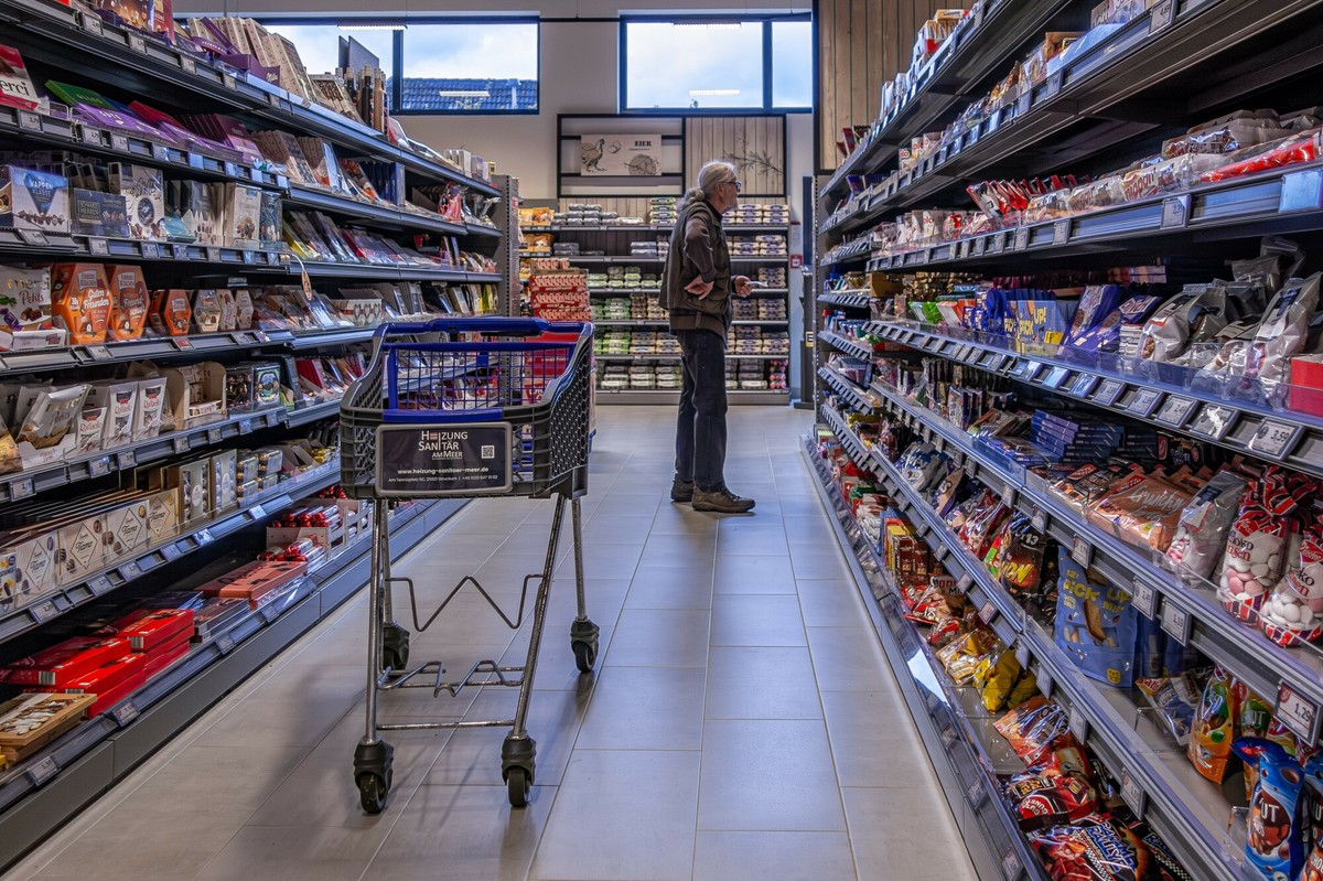 Niemieckie supermarkety chowają kawę przed klientami. Zaskakujący powód
