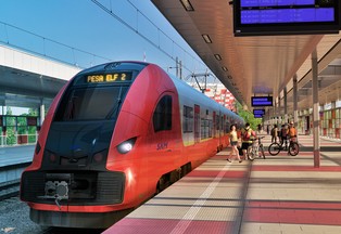 Minister Infrastruktury chce, aby większość pasażerów korzystała z transportu kolejowego