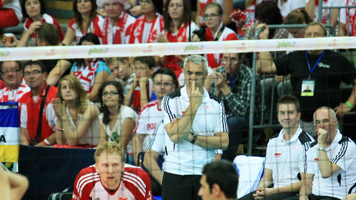 - Drużyna Andrei Anastasiego weźmie udział w piątkowej ceremonii otwarcia Igrzysk XXX Olimpiady w Londynie - poinformowała szefowa polskiej misji olimpijskiej, Marzenna Koszewska. Dokładna liczba naszych sportowców, którzy pojawią się na Stadionie Olimpijskim, powinna być znana po zaplanowanym na czwartek spotkaniu z trenerami.