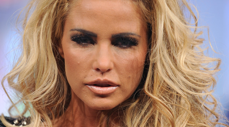 Katie Price azt állítja, milliókat költött már a beteg fiúra /Forrás: Northfoto