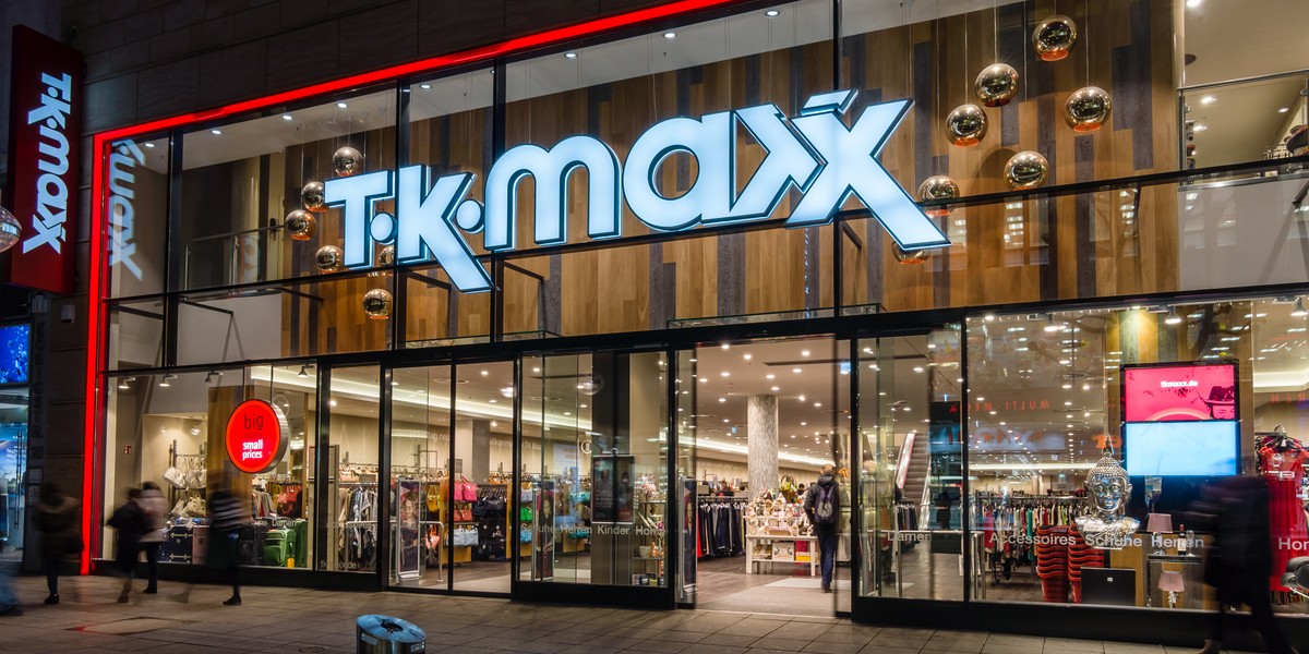 TK Maxx, czyli europejska i australijska wersja sieci TJ Maxx, ma 367 sklepów w samej tylko Wielkiej Brytanii