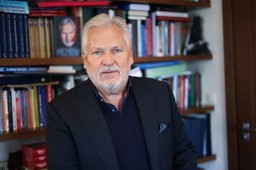 Kwaśniewski o Putinie: Jeśli zobaczy, że NATO się sypie, nie zatrzyma się