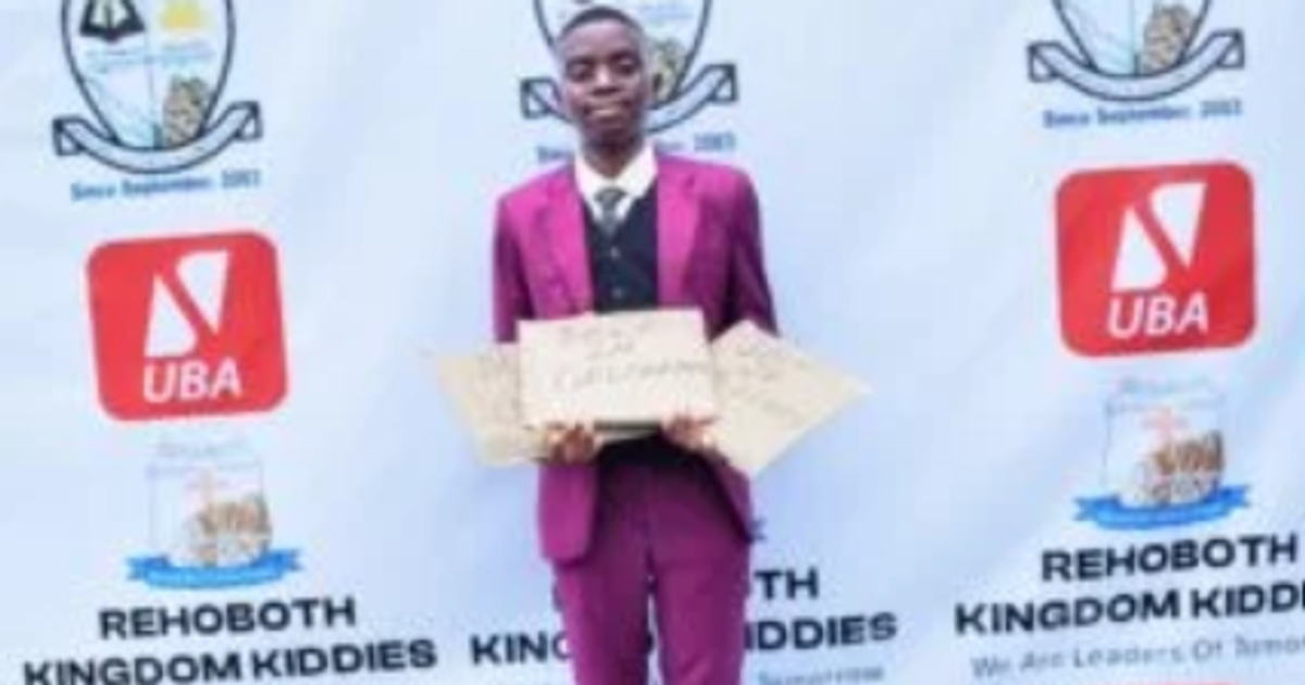 Kwara boy with 9As in WAEC wins 15 awards at graduation ceremony - Vimarsana News