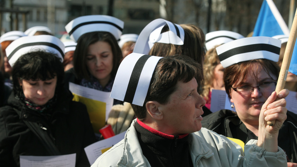 WARSZAWA SEJM PIELĘGNIARKI MANIFESTACJA