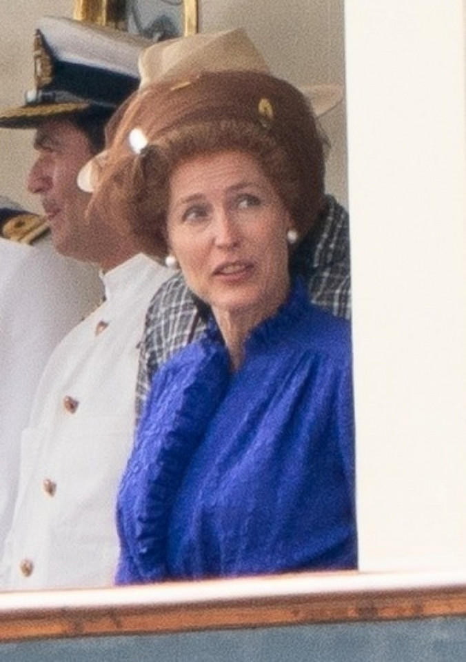 Gillian Anderson jako Margaret Thatcher na planie serialu "The Crown"