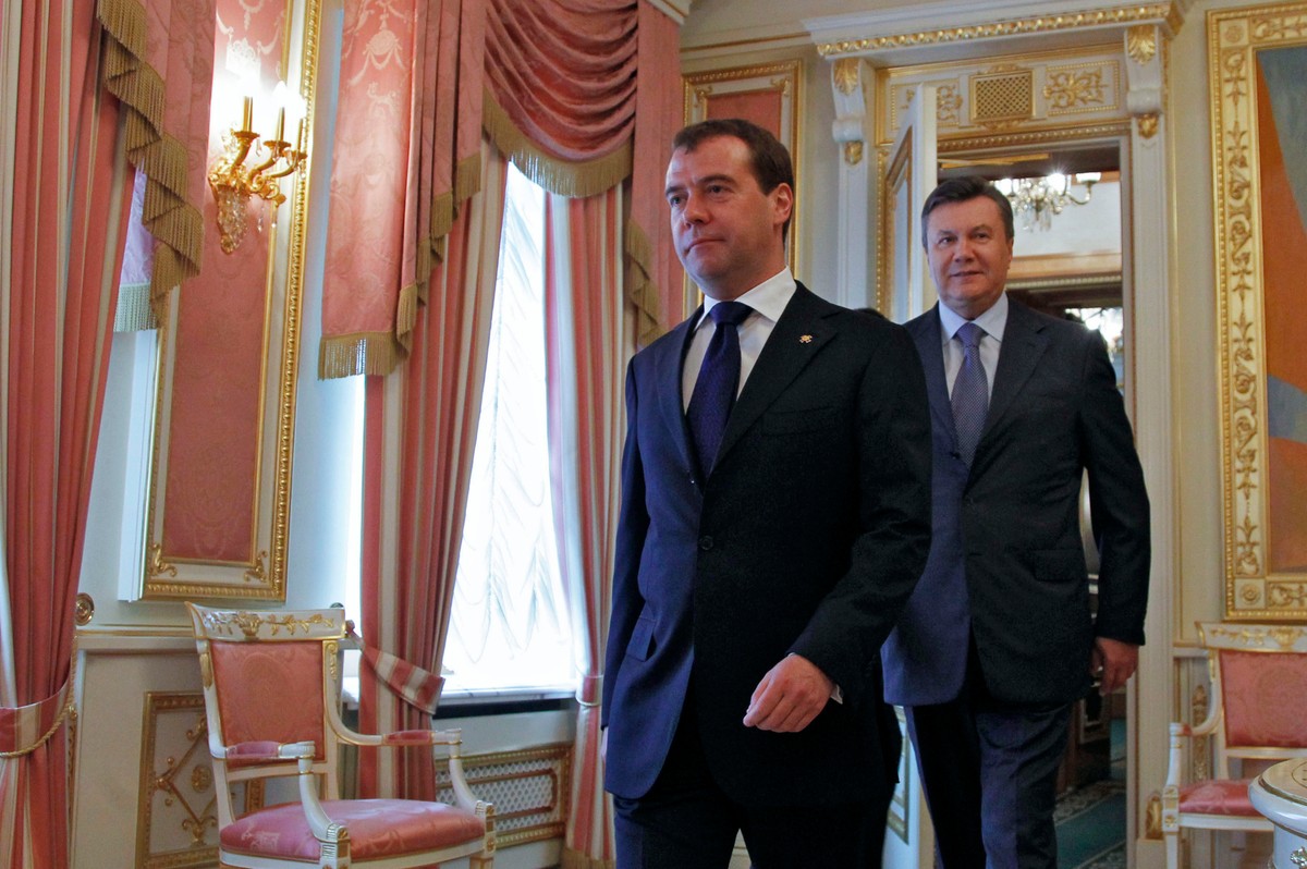 Dmitrij Miedwiediew i Wiktor Janukowycz