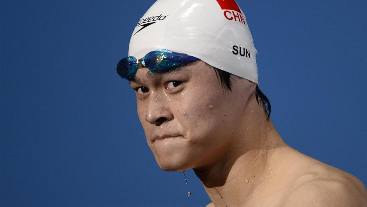 W organizmie chińskiego pływaka Suna Yanga, pięciokrotnego mistrza świata i dwukrotnego mistrza olimpijskiego z Londynu, wykryto w maju zabronioną substancję, przez co zawieszony został na trzy miesiące - poinformowała w poniedziałek agencja Xinhua.