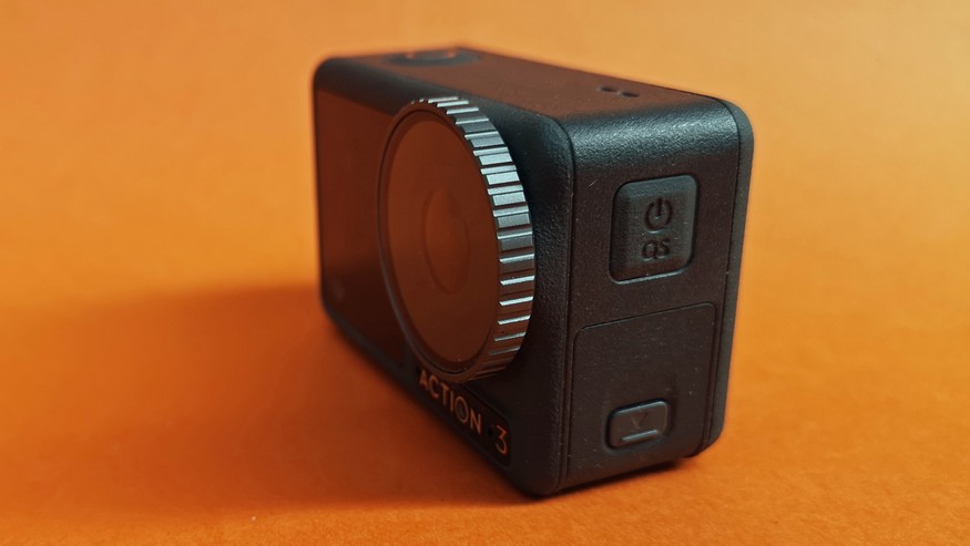 Der Druckpunkt des seitlichen Tasters ist schwer auszumachen.