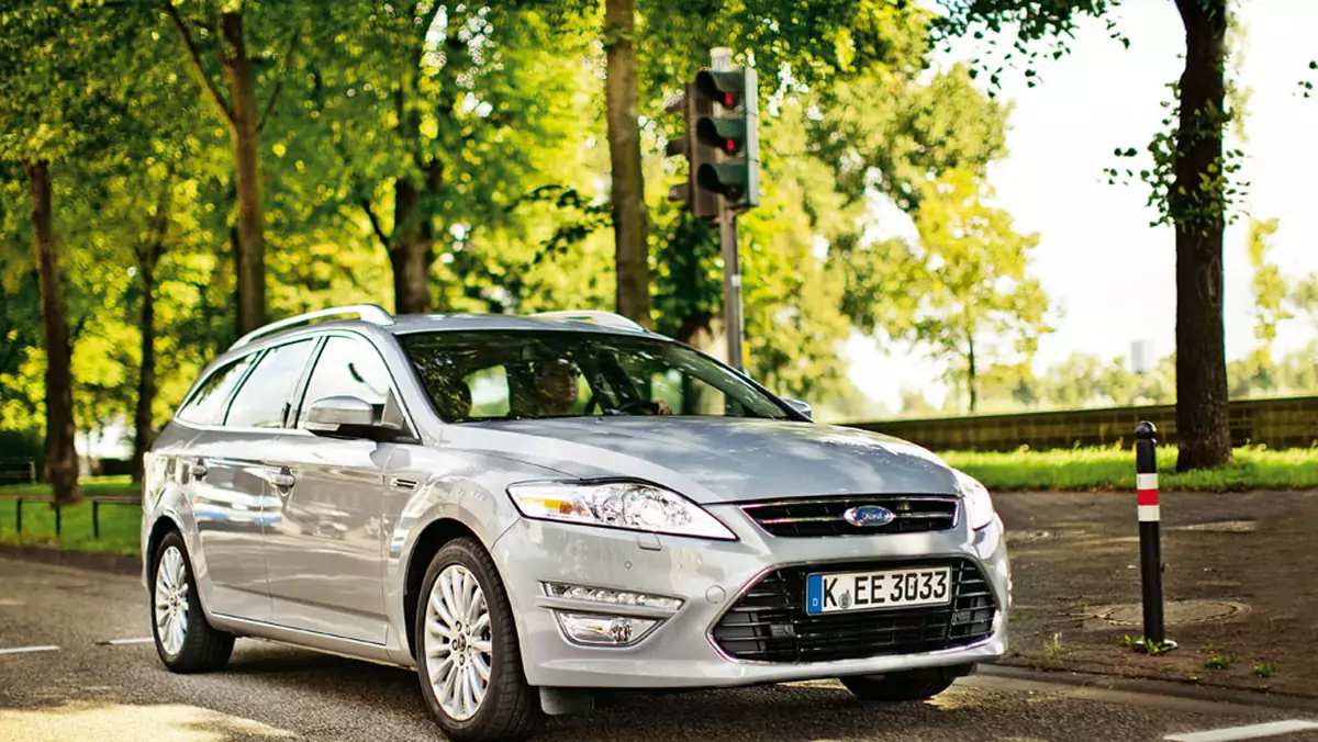 Ford Mondeo: VW Passat na celowniku