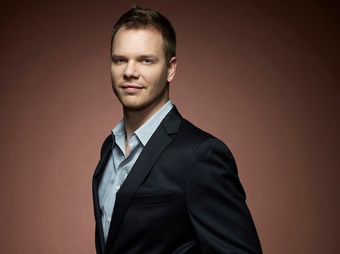 Jim Parrack (Hoyt Fortenberry)
